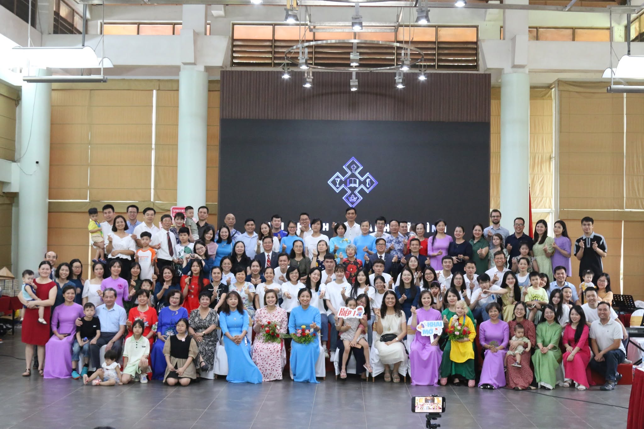 Ảnh minh họa cho HÀNH TRÌNH  ÂN ĐIỂN: KỶ NIỆM 10 NĂM THÀNH LẬP HỘI THÁNH TIN LÀNH MỸ ĐÌNH (2014 – 2024)